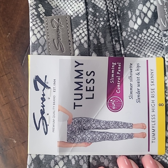 Seven 7 High Rise Skinny Jeans- snake skin print - Picture 2 of 4